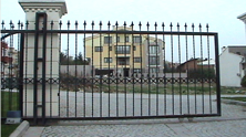 surgulu_kapi